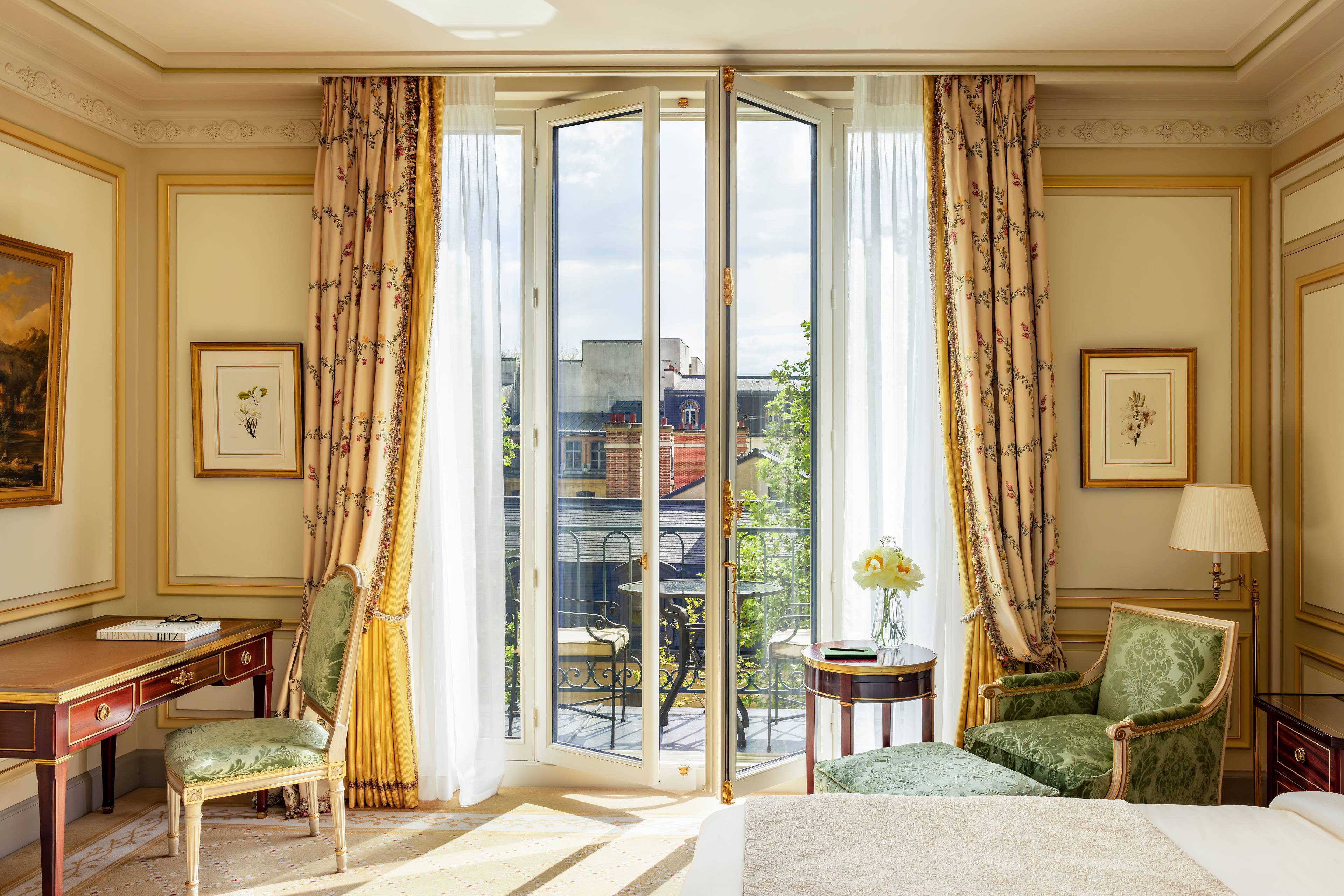 Fenêtre d'une Chambre Deluxe au Ritz Paris