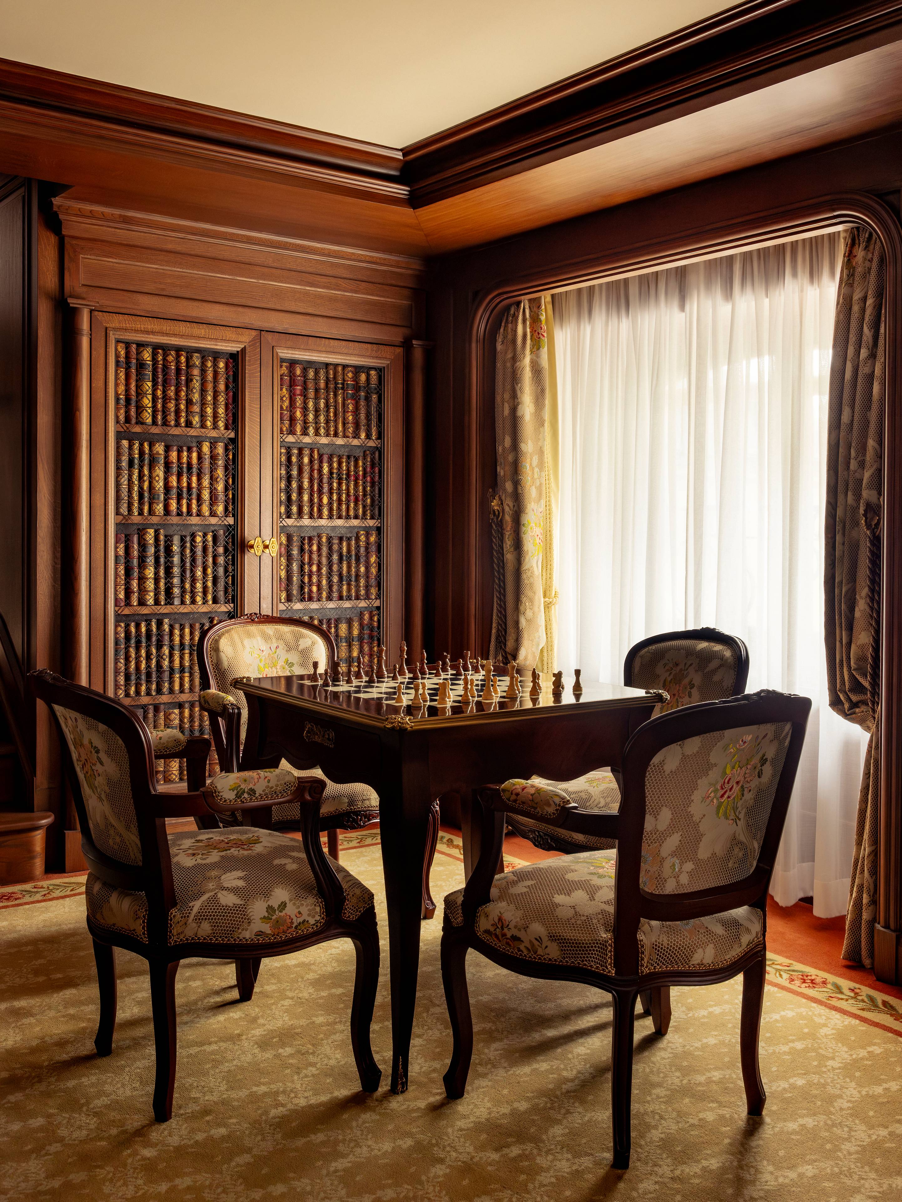 Living room of the Prestige Marcel Proust Suite at the Ritz Paris