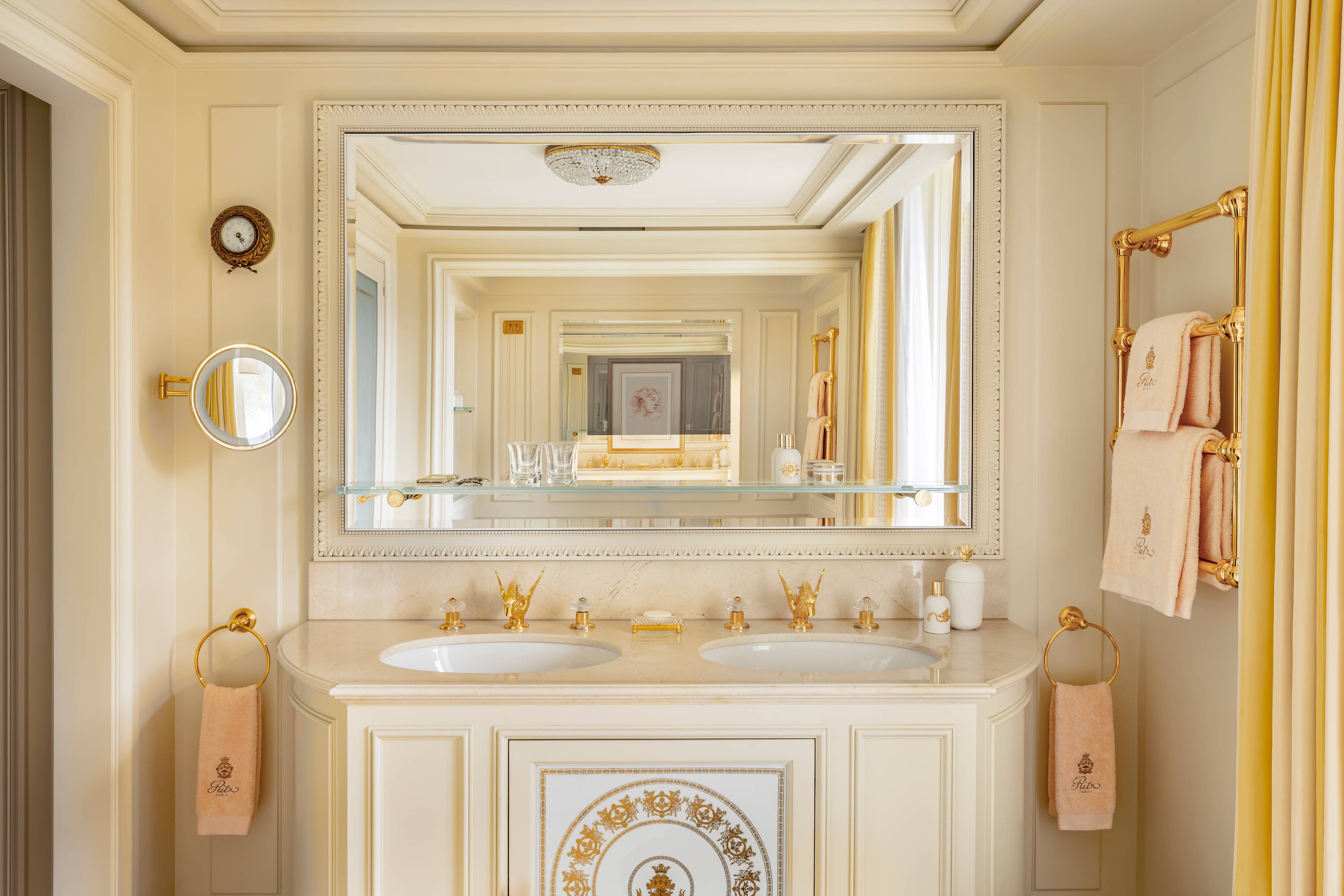 Bed in a Deluxe Room at the Ritz Paris