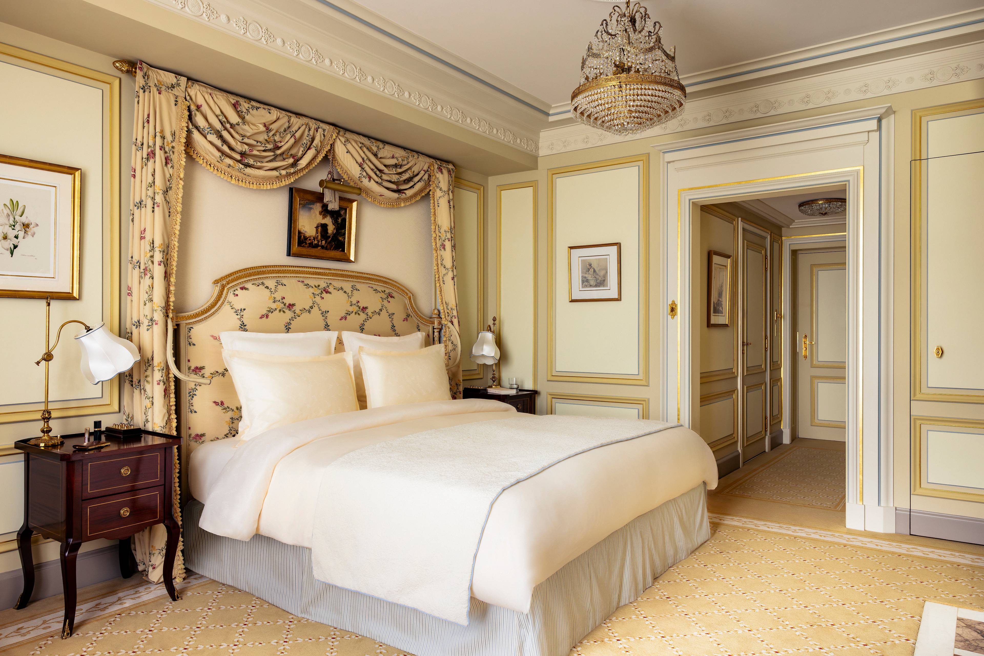 Window in an Executive Room at the Ritz Paris