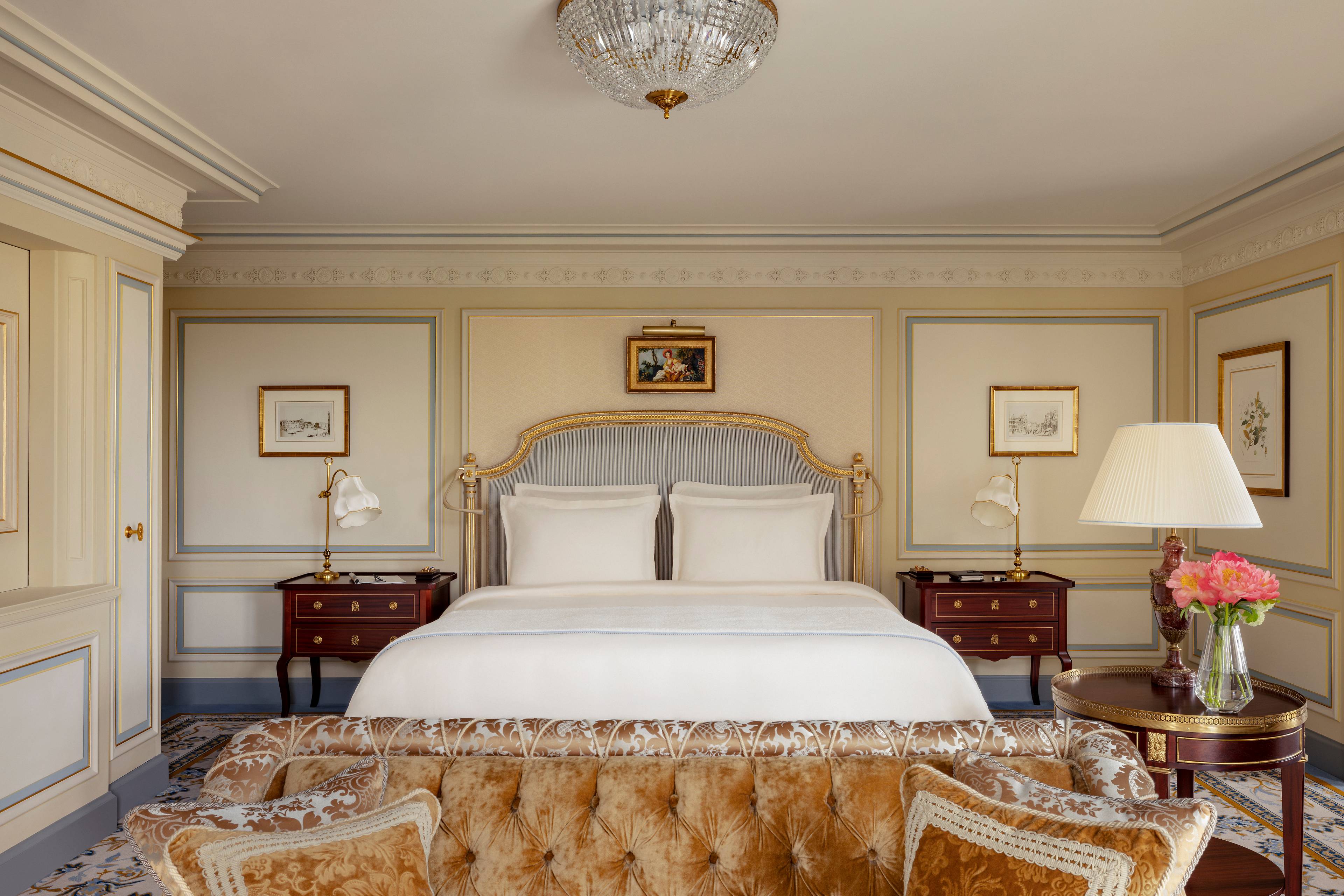 Sofa in a Junior Executive Suite at the Ritz Paris
