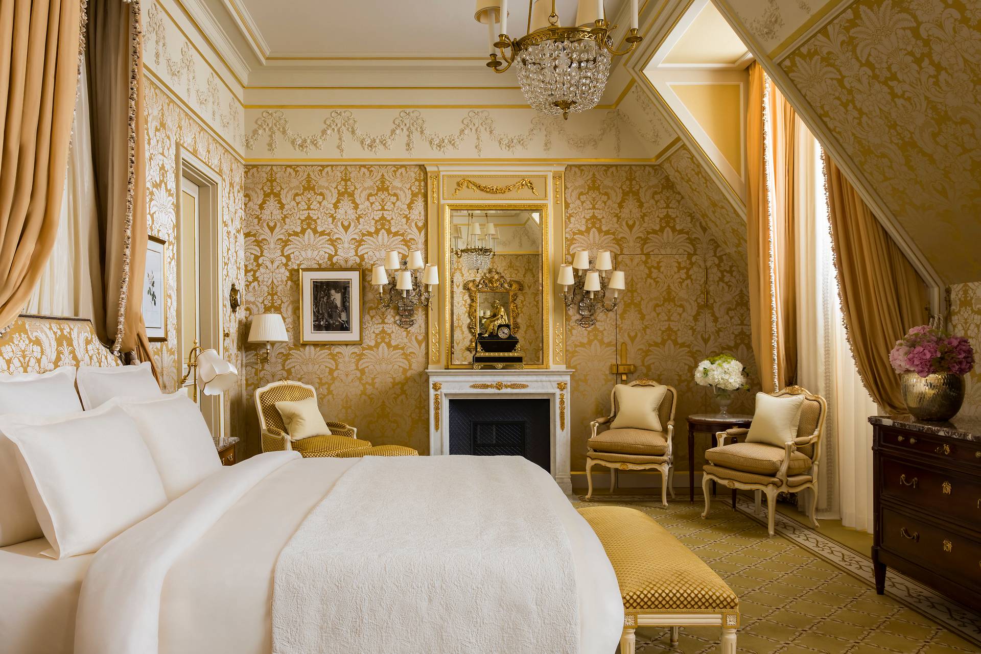 Hotel ritz paris coco chanel outlet suite