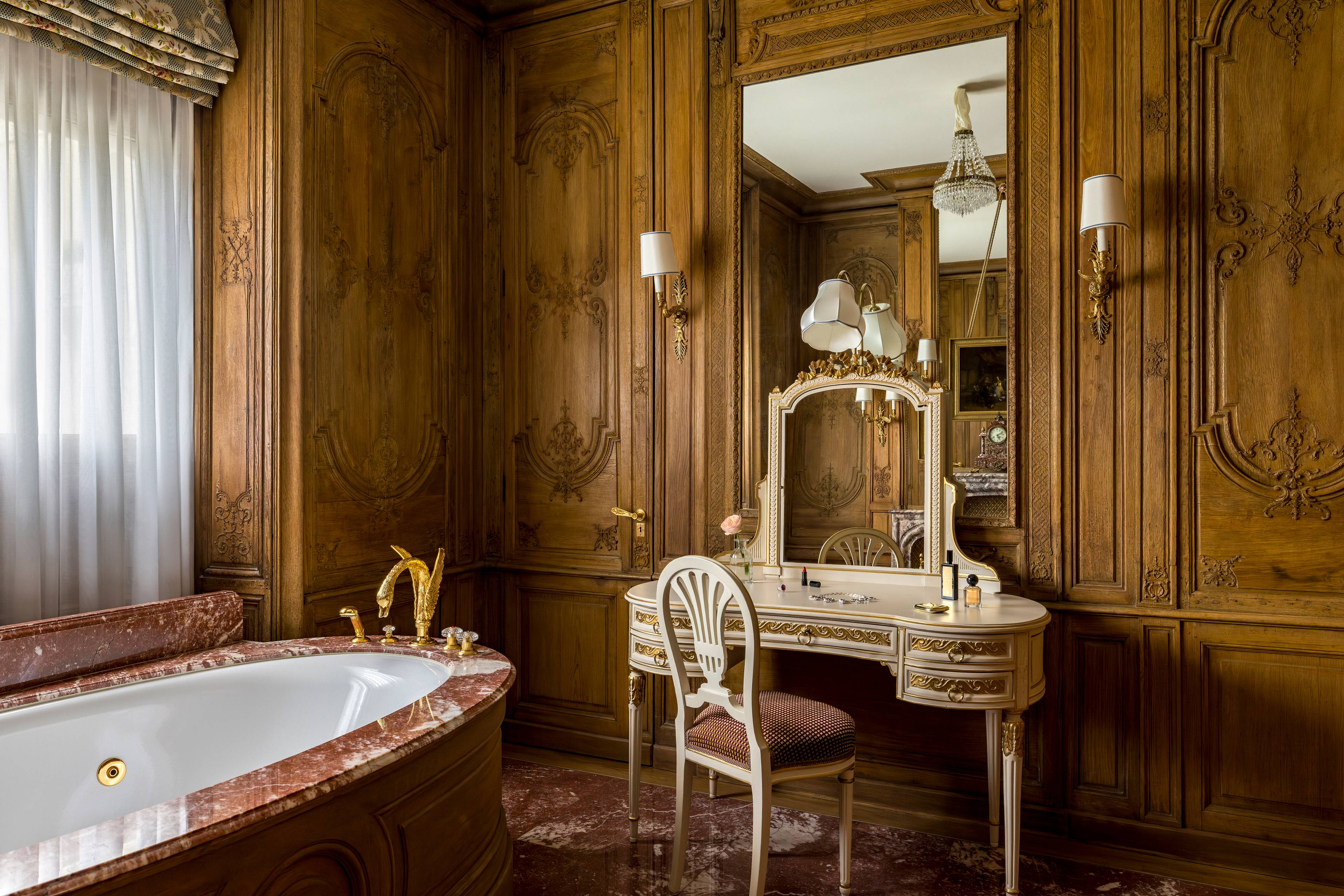 Bathroom in the Prestige Imperial Suite at the Ritz Paris