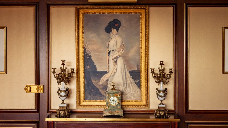 Painting in the Prestige Opera Suite at the Ritz Paris