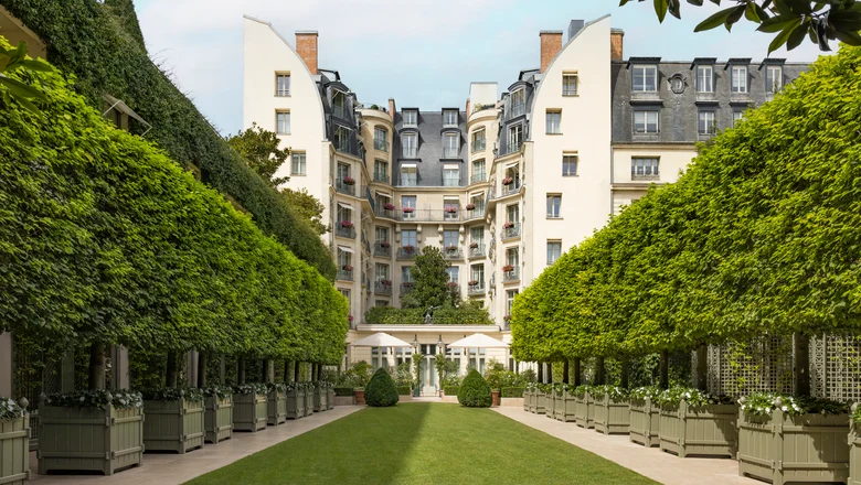 View of the Grand Jardin at the Ritz Paris
