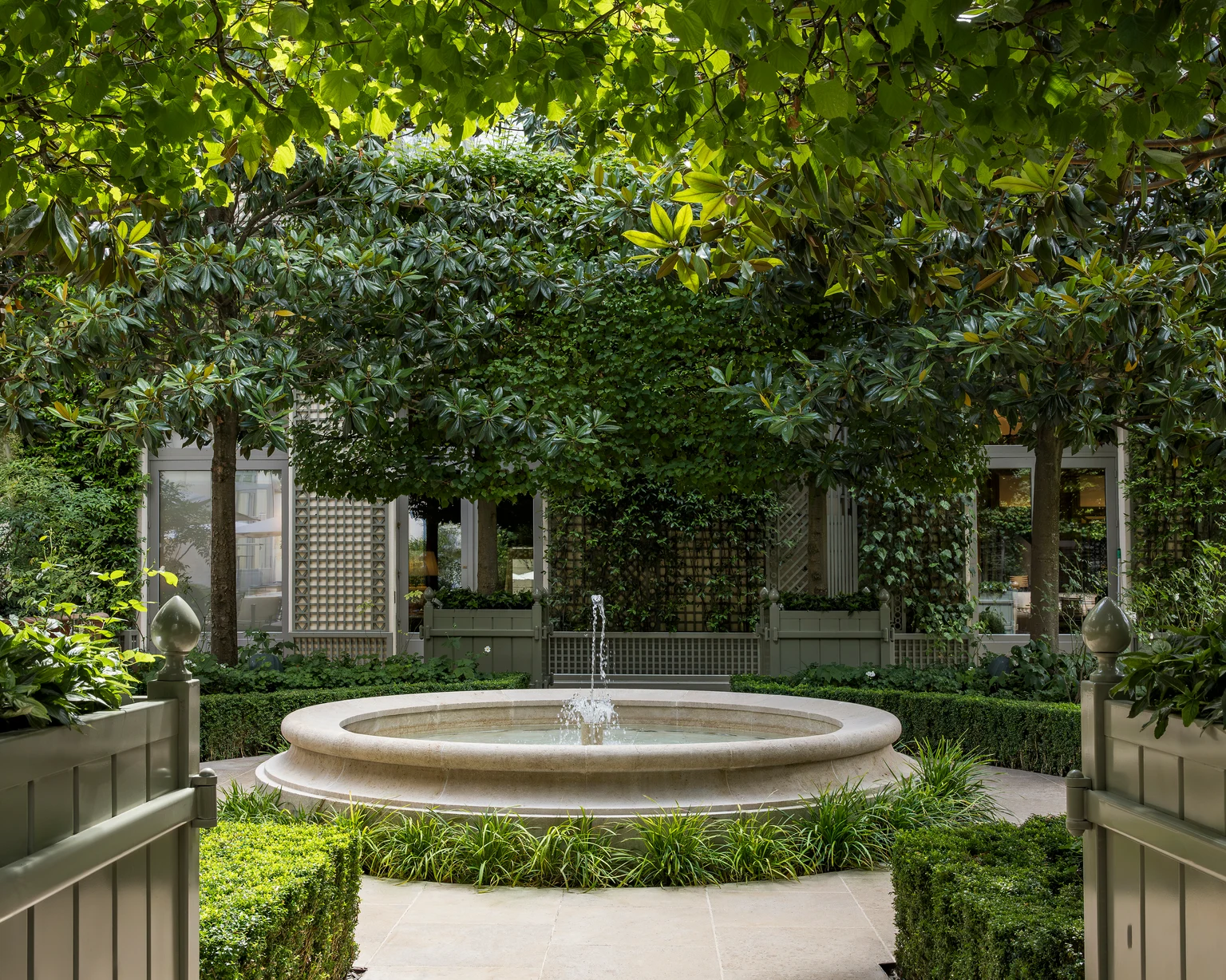 Overview of the Grand Garden at the Ritz Paris