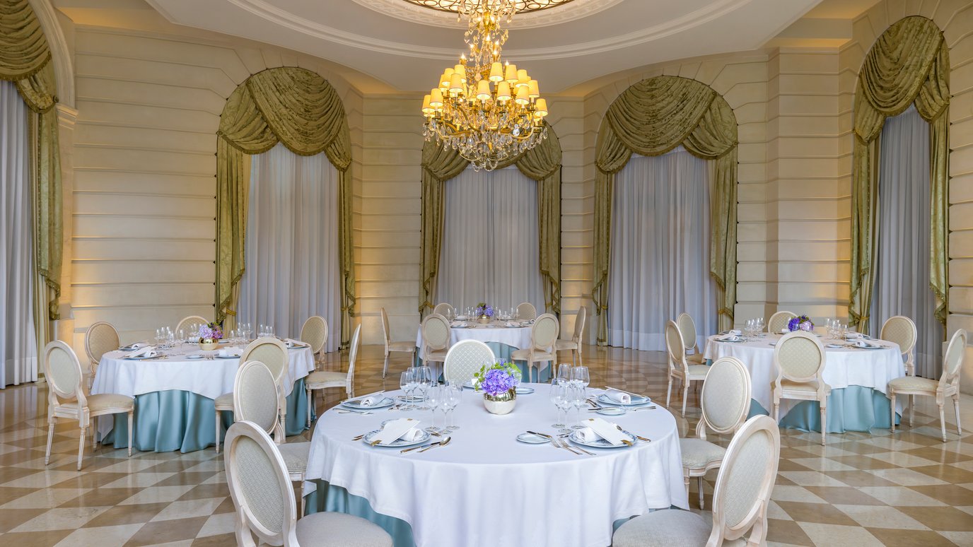 Reception tables in the Summer Salon at the Ritz Paris