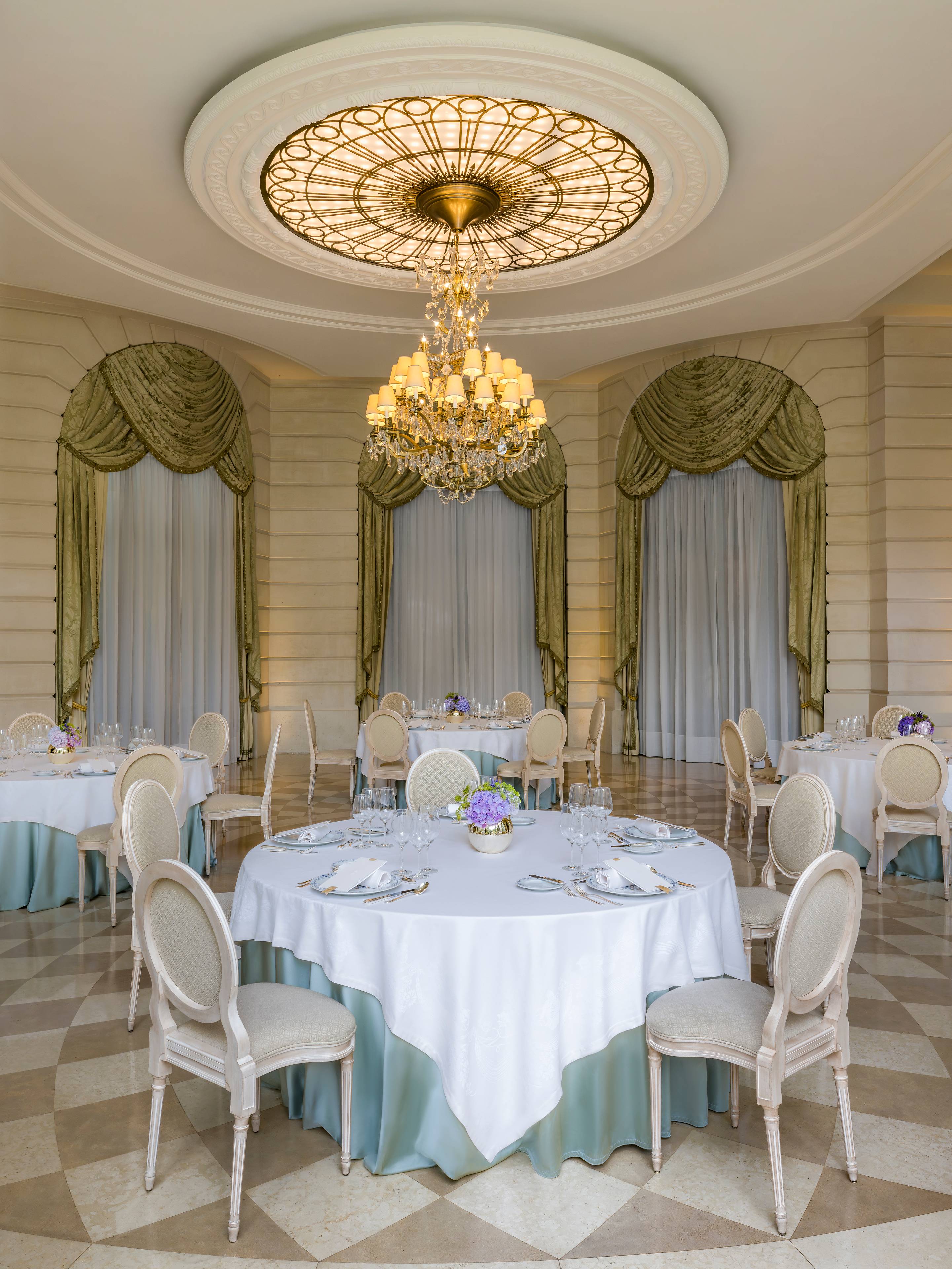 Vue d'ensemble du Salon d'Été au Ritz Paris