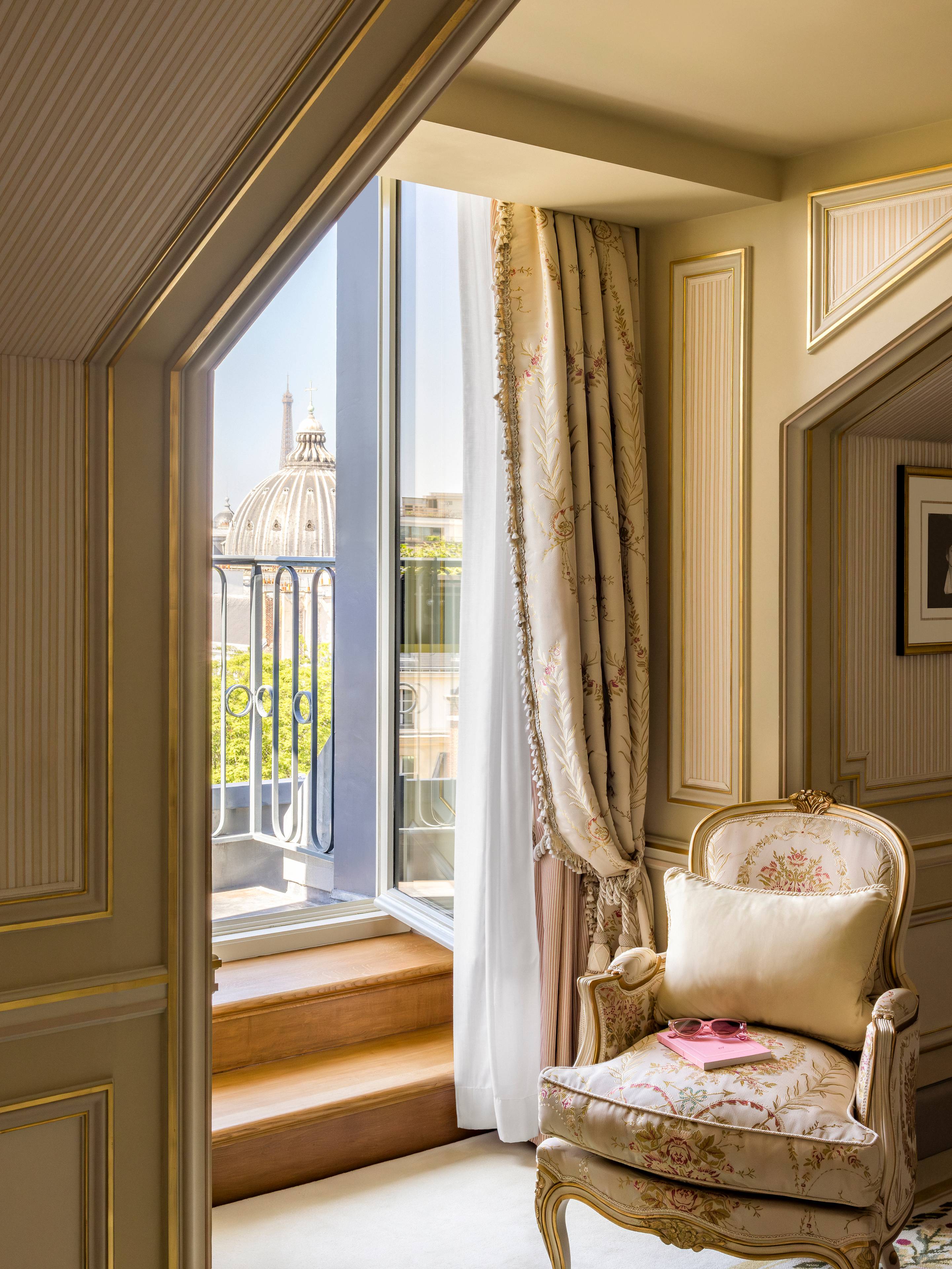 Main living room of the Prestige Maria Callas Suite at the Ritz Paris