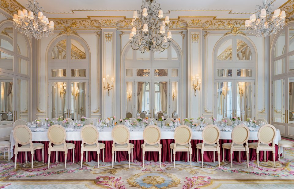 Round tables in the Louis XV Salon at the Ritz Paris