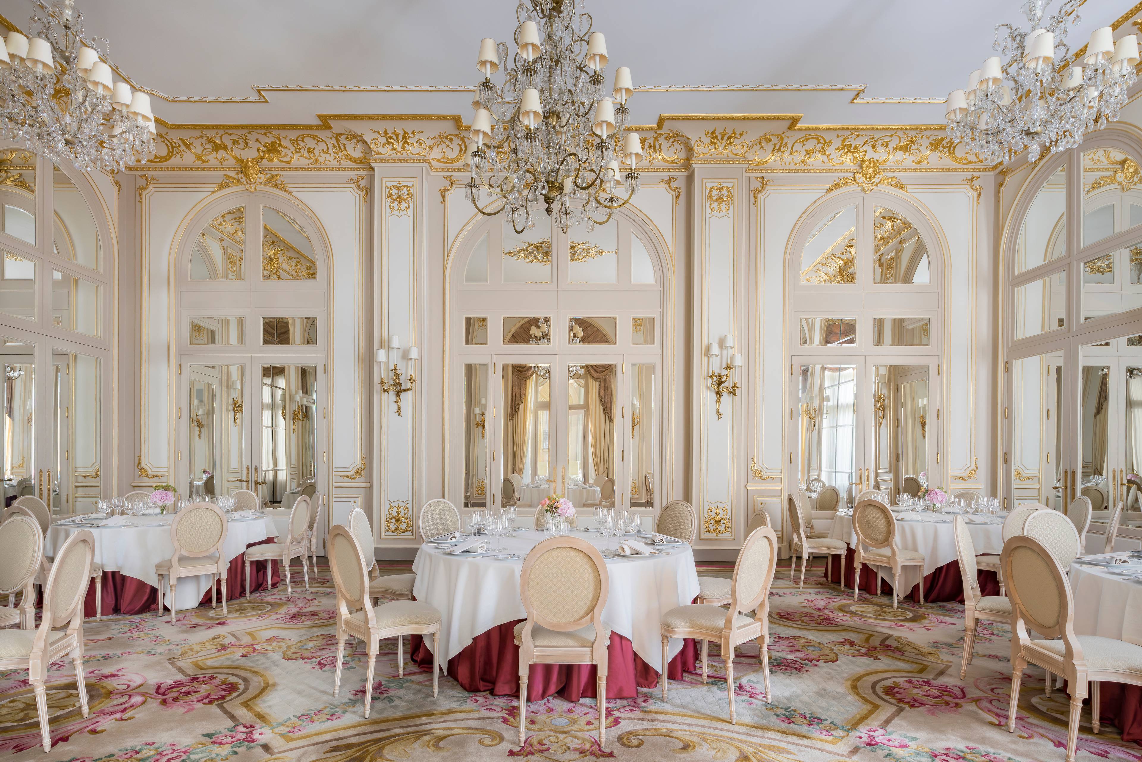 Overview with round tables in the Louis XV Salon at the Ritz Paris