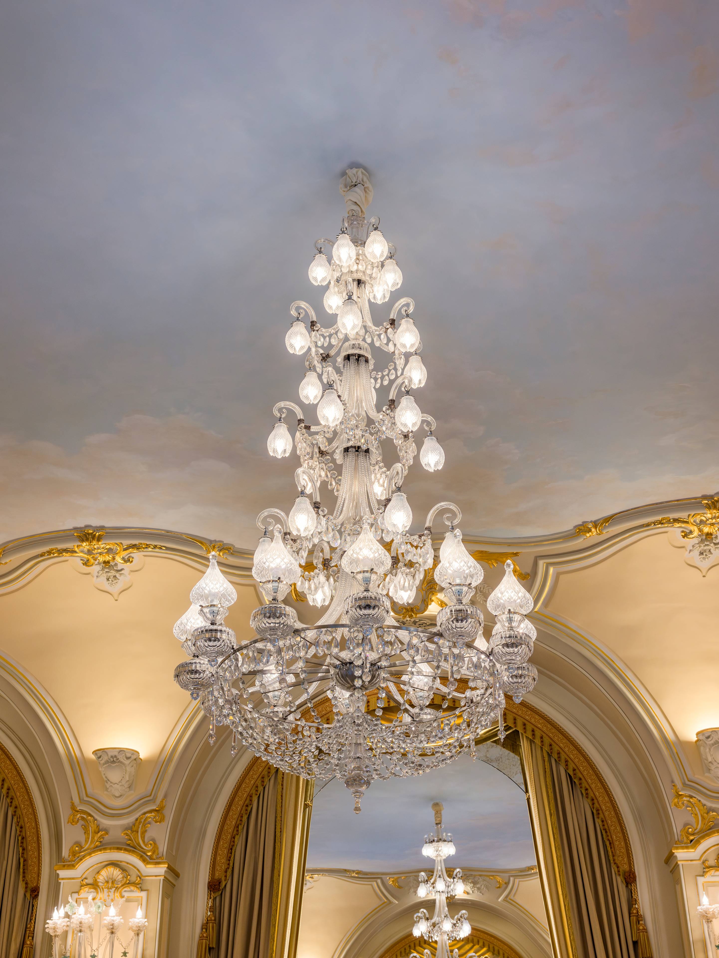 Lustre et plafond du Salon Marie-Louise au Ritz Paris