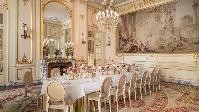 Painting in the Psyché Salon at the Ritz Paris