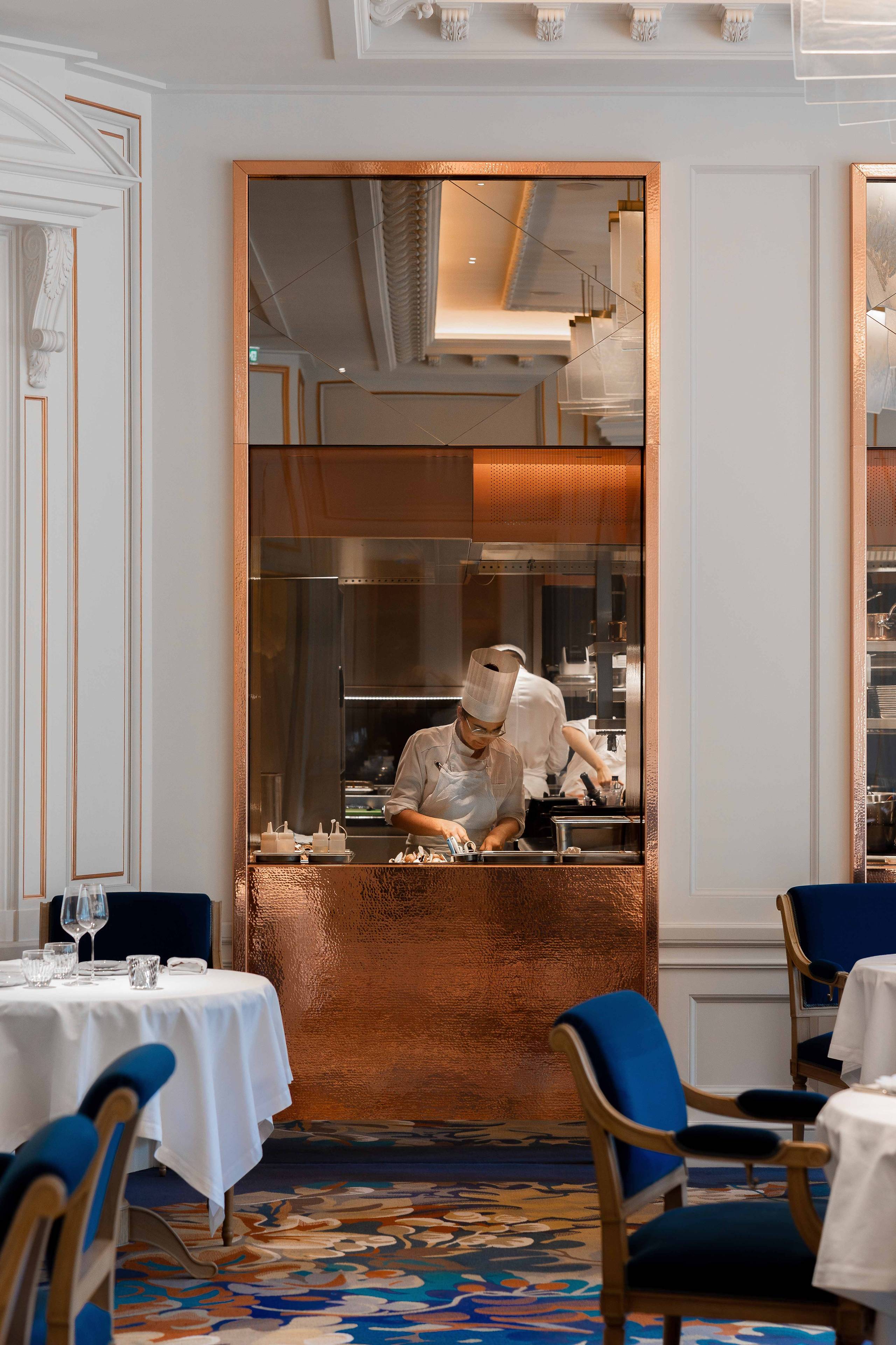 Espadon restaurant awarded a Star in the MICHELIN Guide