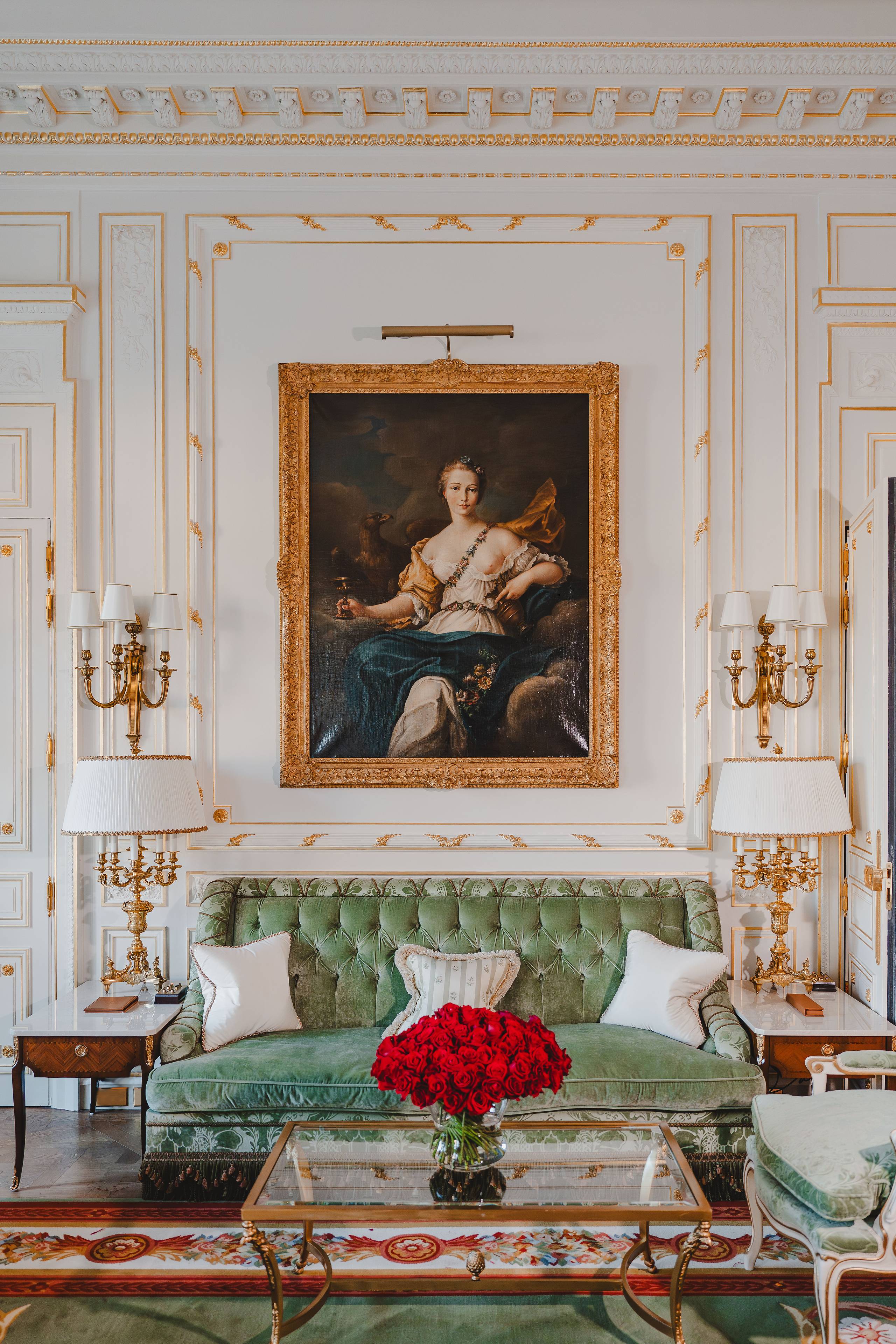 Valentine's Day arrives at the Ritz Paris