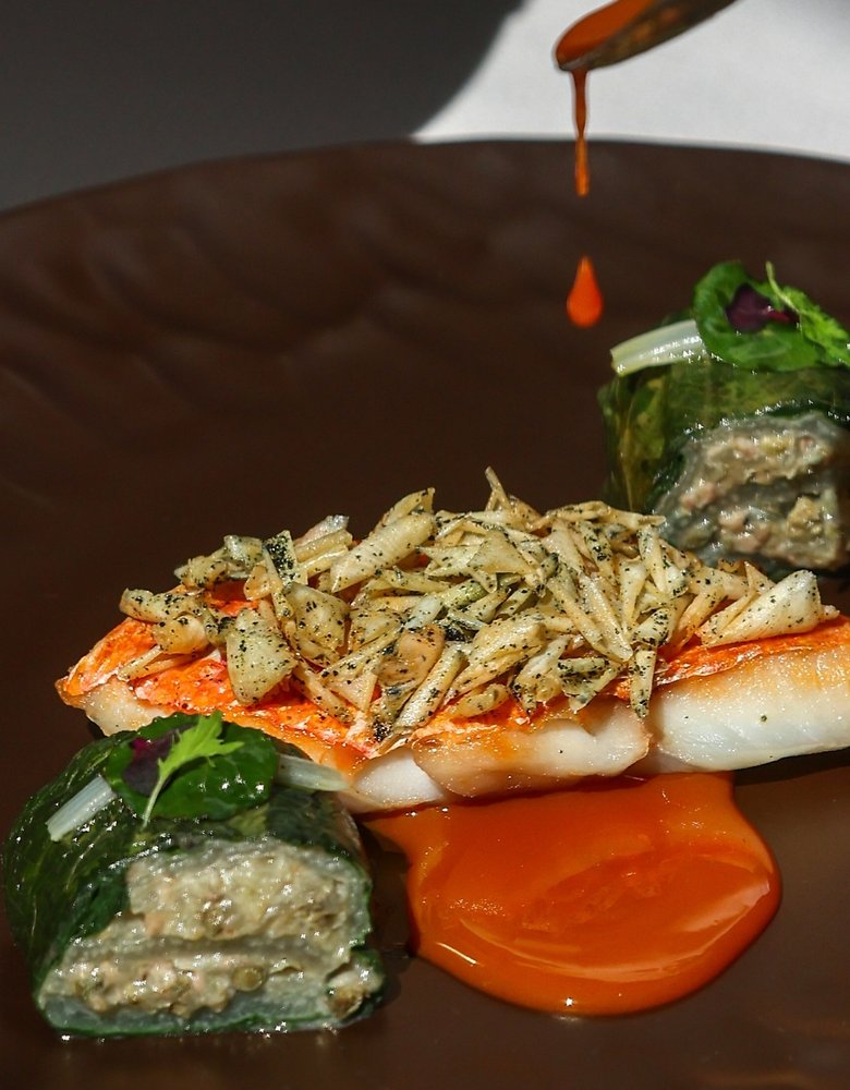 Red mullet in crispy scales and chard-caper maki roll