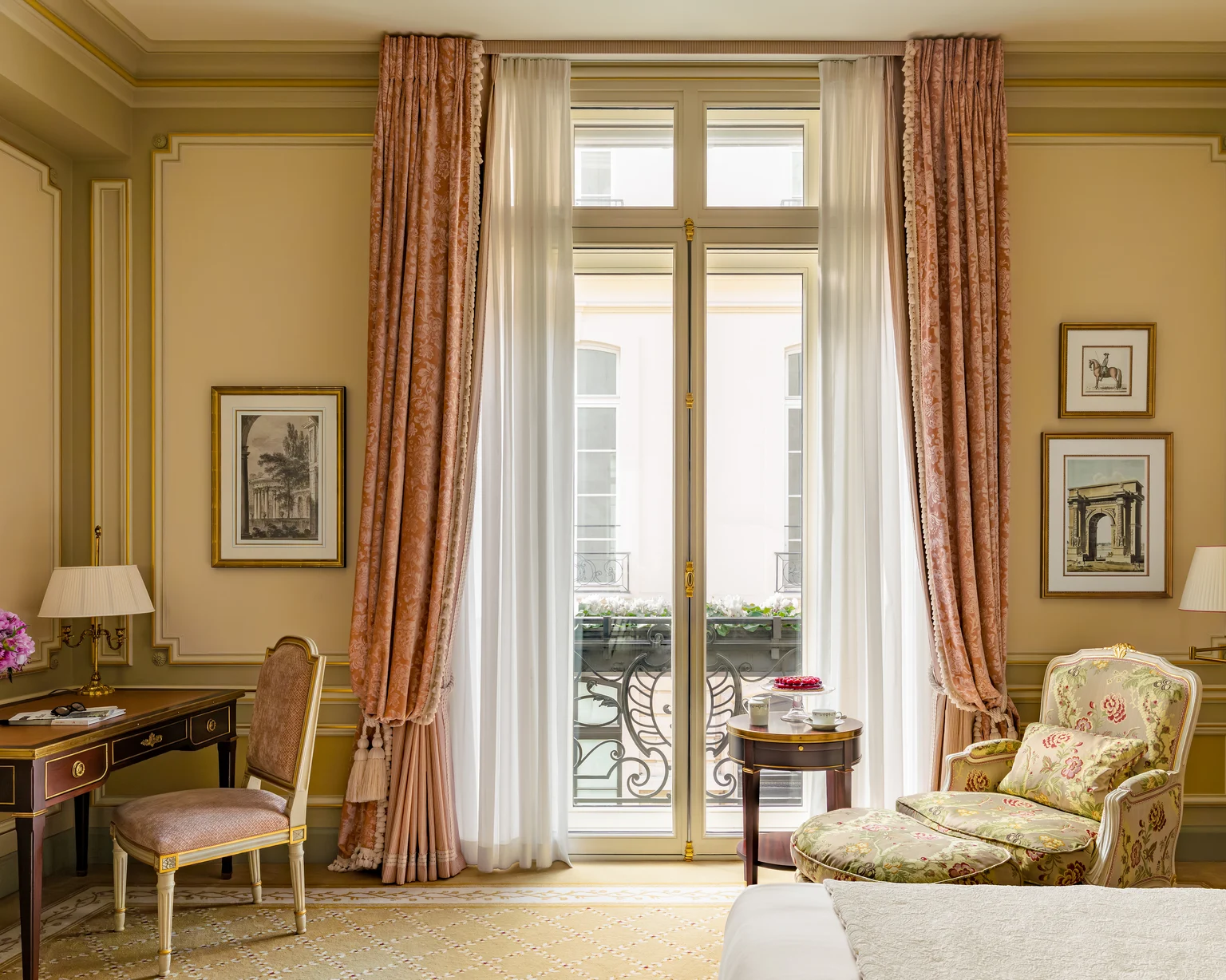 Lit d'une Chambre Deluxe au Ritz Paris