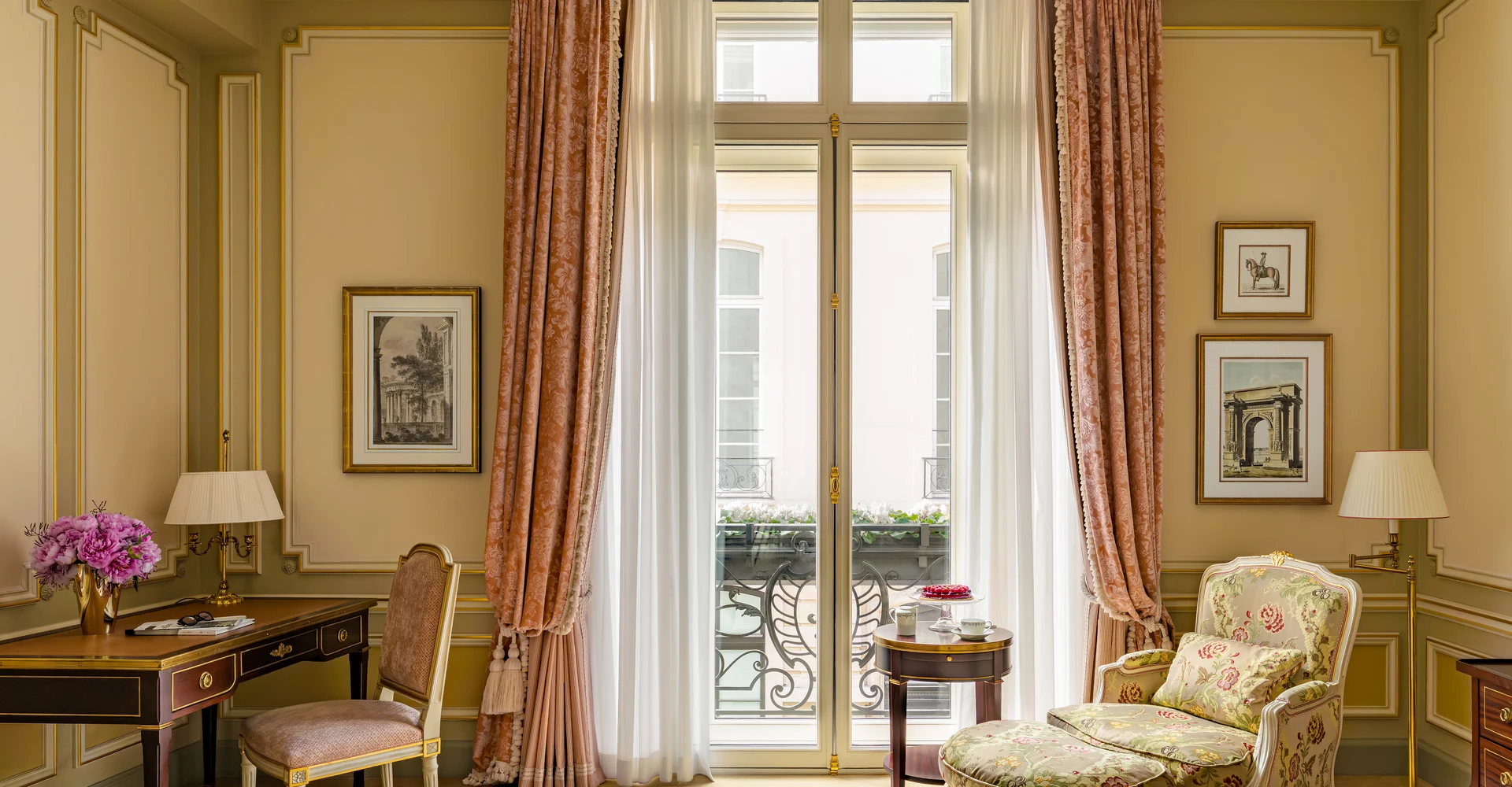 Lit d'une Chambre Deluxe au Ritz Paris