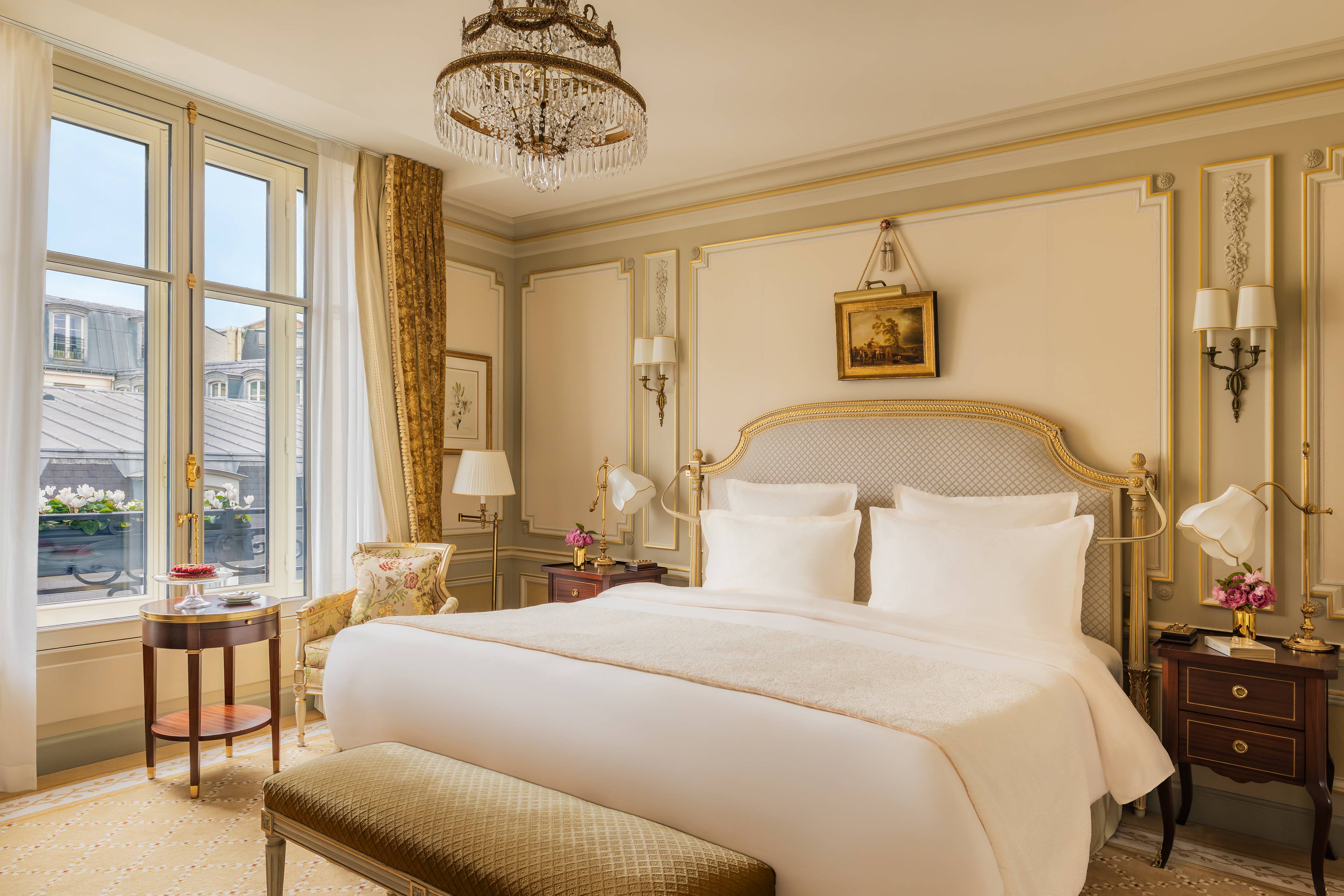 Bed in a Deluxe Room at the Ritz Paris
