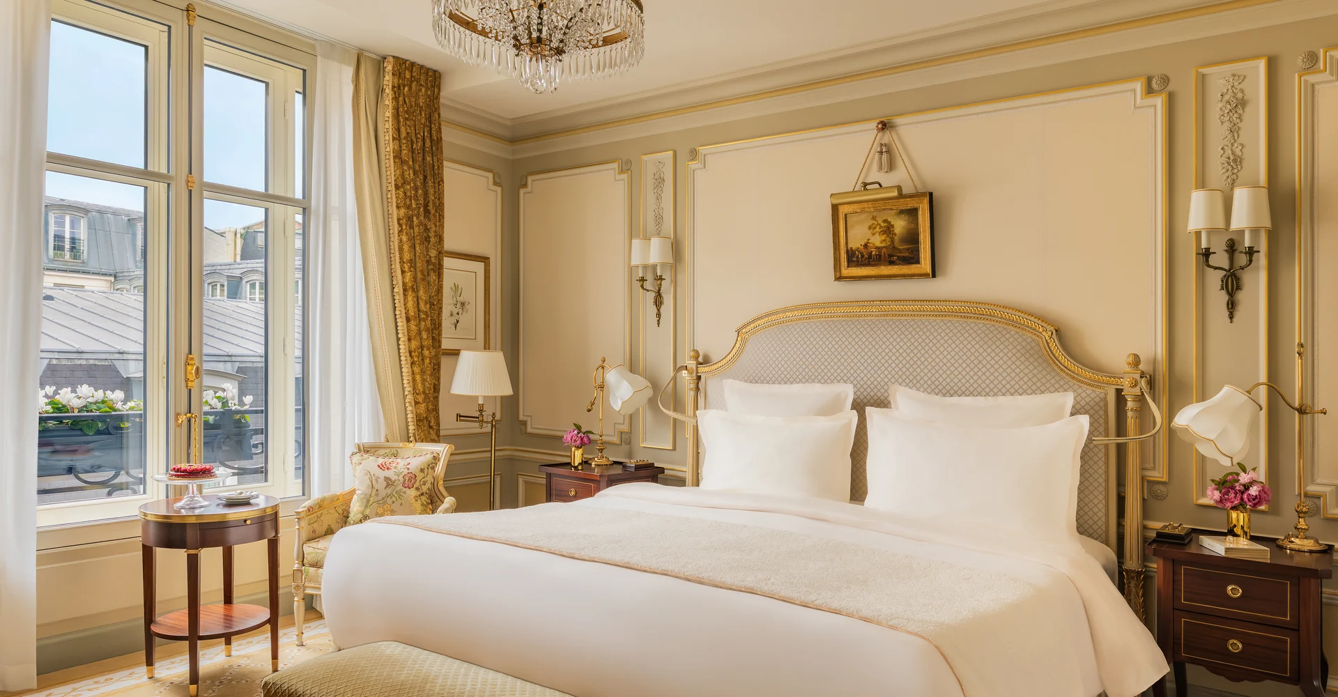 Lit d'une Chambre Deluxe au Ritz Paris