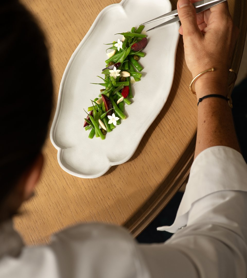 Recette Haricots verts, cerises, estragon - Eugénie BéziatEugénie Béziat, cheffe du restaurant espadon